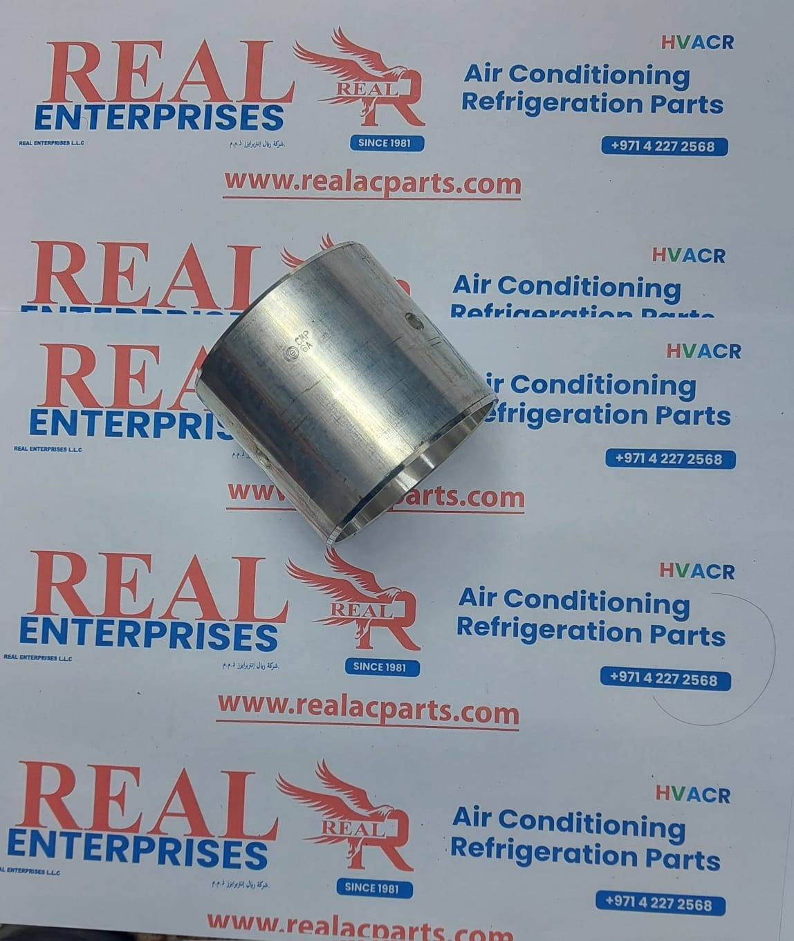 MAIN BUSHING INSERT (3V)